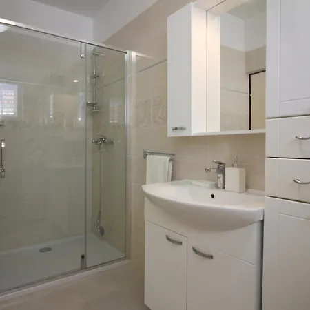 Apartment In - Istrien 10047